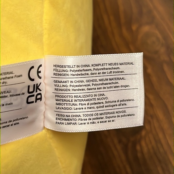 NWT Pokémon Pikachu 24 Inch Plush - Picture 11 of 11